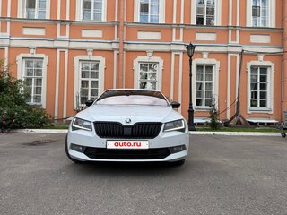 2017 Skoda Superb DSG6 III, белый, 2500000 рублей, вид 2