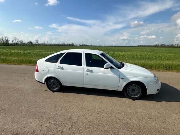 2012 Lada (ВАЗ) Priora I, белый, 340000 рублей - вид 2