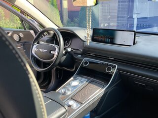 2020 Genesis GV80 I, чёрный, 4200000 рублей, вид 4