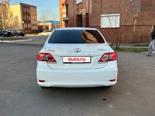 2012 Toyota Corolla X (E140, E150) Рестайлинг, белый, 800000 рублей, вид 4