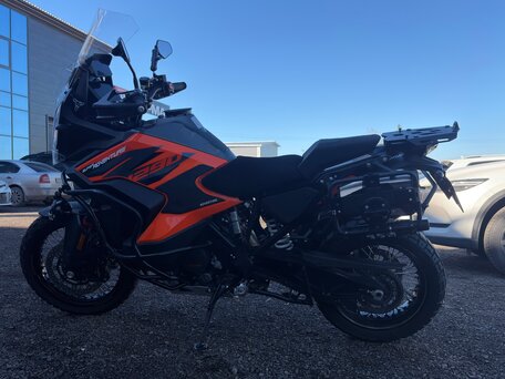2021 KTM 1290 Super Adventure S, оранжевый, 1450000 рублей, вид 2