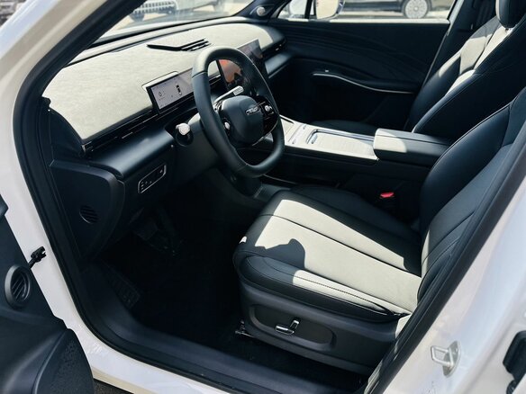 2026 Omoda C7, белый, 3299000 рублей - вид 1
