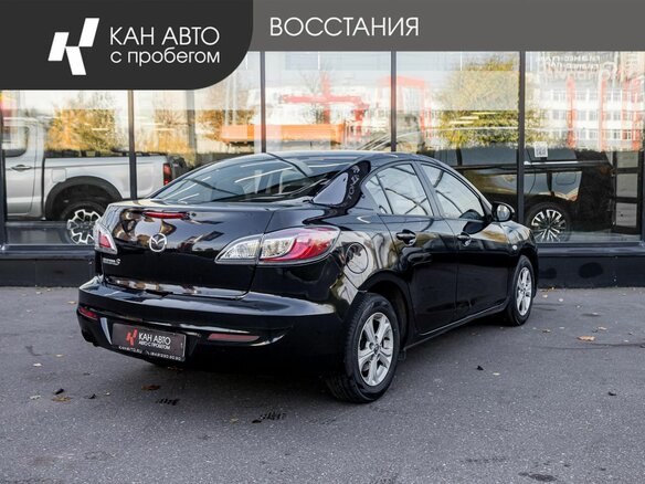 2013 Mazda 3 II (BL) Рестайлинг, чёрный, 650000 рублей - вид 2