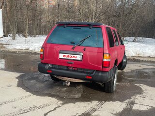 1998 Nissan Pathfinder II, красный, 550000 рублей, вид 3