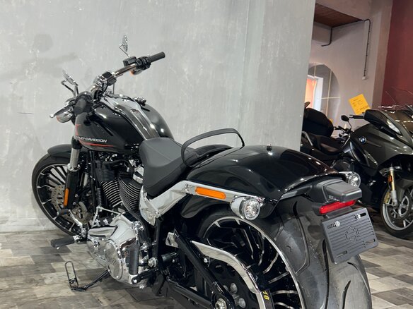 2024 Harley-Davidson Breakout, чёрный, 2345000 рублей - вид 5