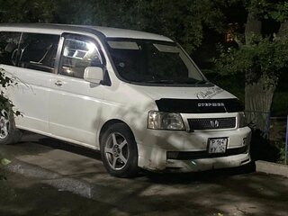 2001 Honda Stepwgn II, белый, 600000 рублей, вид 1