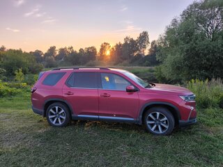 2024 Honda Pilot IV, красный, 5000000 рублей, вид 5