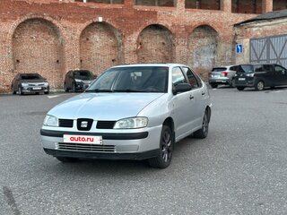 1999 SEAT Cordoba I Рестайлинг, серебристый, 170000 рублей, вид 2