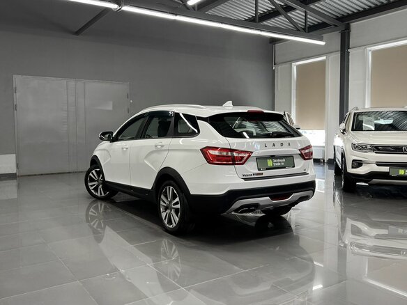 2018 Lada (ВАЗ) Vesta SW Cross I, белый, 985000 рублей - вид 5