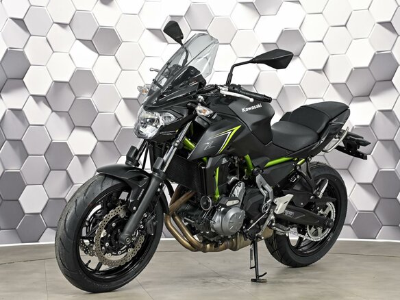 2017 Kawasaki Z 650, чёрный, 727000 рублей - вид 1