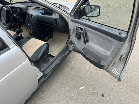 2004 Lada (ВАЗ) 2112, серый, 180000 рублей - вид 7