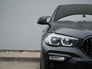 2021 BMW X6 40i III (G06), чёрный, 7480000 рублей, вид 5
