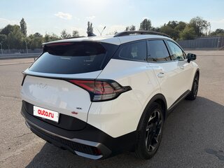 2023 Kia Sportage V, белый, 3915000 рублей, вид 4