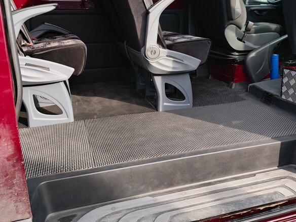 2019 Mercedes-Benz Sprinter, красный, 4500000 рублей - вид 17