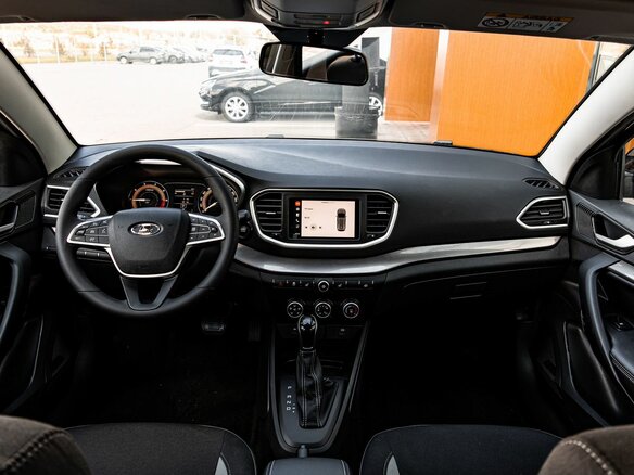 2026 Lada (ВАЗ) Vesta SW I Рестайлинг (NG), чёрный, 1815000 рублей - вид 15
