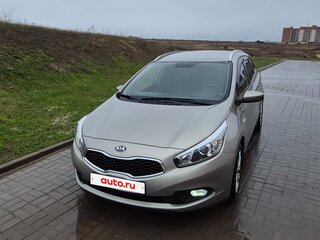2014 Kia Ceed II, серебристый, 1300000 рублей, вид 3