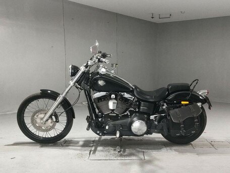 2015 Harley-Davidson Dyna Wide Glide, чёрный, 990000 рублей, вид 2