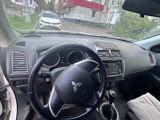 2012 Mitsubishi ASX I, белый, 930000 рублей, вид 5