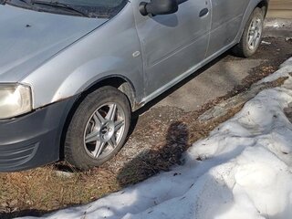 2013 Renault Logan I Рестайлинг, серый, 270000 рублей, вид 4