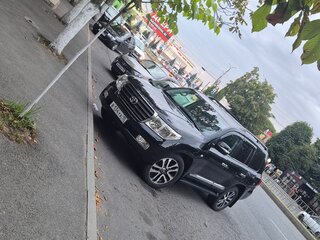 2008 Toyota Land Cruiser 200 Series, чёрный, 2650000 рублей, вид 4