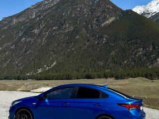 2017 Hyundai Solaris II, синий, 1179000 рублей, вид 4