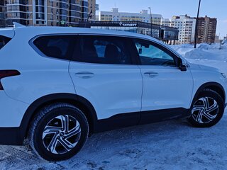 2021 Hyundai Santa Fe IV Рестайлинг, белый, 3800000 рублей, вид 3