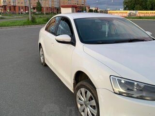 2014 Volkswagen Jetta VI Рестайлинг, белый, 630000 рублей, вид 3