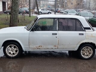 2004 Lada (ВАЗ) 2107, белый, 65000 рублей, вид 3