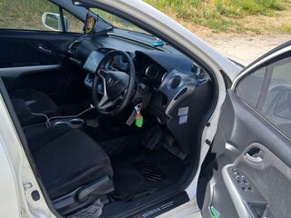 2009 Honda Stream II, белый, 1250000 рублей, вид 1