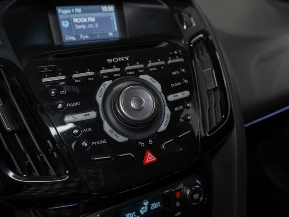 2014 Ford Focus III, белый, 1075000 рублей - вид 15