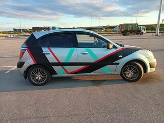 2009 Kia Rio II, серебристый, 350000 рублей, вид 4
