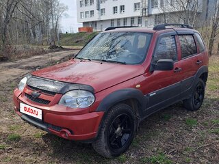 2011 Chevrolet Niva I Рестайлинг, красный, 350000 рублей, вид 1