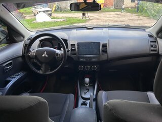 2010 Mitsubishi Outlander II Рестайлинг, серебристый, 1150000 рублей, вид 5