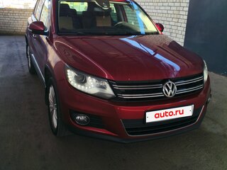 2014 Volkswagen Tiguan I Рестайлинг, красный, 1325000 рублей, вид 3