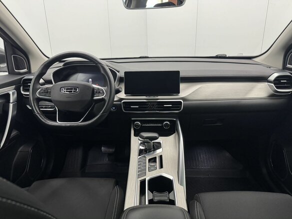 2023 Geely Coolray I, серый, 1699000 рублей - вид 11