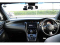 2017 Toyota Harrier III (XU60) Рестайлинг, белый, 2400000 рублей - вид 8