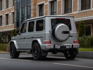 2026 Mercedes-Benz G-Класс AMG 63 AMG II (W465) Рестайлинг, серебристый, 30890000 рублей, вид 3