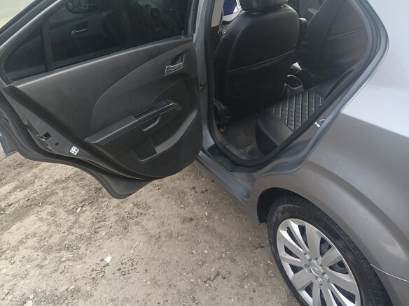 2013 Chevrolet Aveo II, серый - вид 9