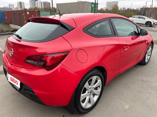 2013 Opel Astra GTC J Рестайлинг, красный, 650000 рублей, вид 5