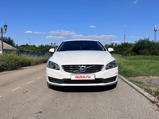2017 Volvo S60 II Рестайлинг, белый, 1800000 рублей, вид 1