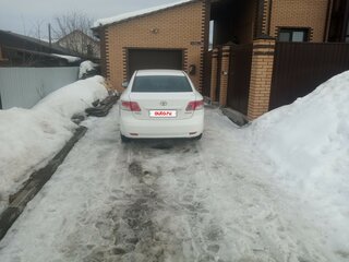 2011 Toyota Avensis III, белый, 1520000 рублей, вид 3