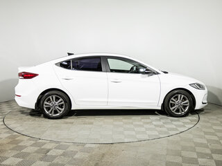2018 Hyundai Elantra VI (AD), белый, 1499700 рублей, вид 4