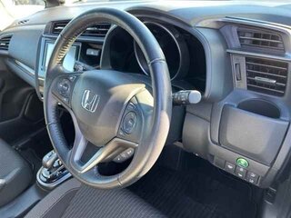 2018 Honda Fit III Рестайлинг, синий, 1460000 рублей, вид 3