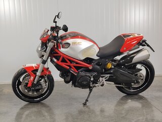 2010 Ducati Monster 696, белый, 379000 рублей, вид 5
