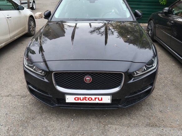 2015 Jaguar XE EcoBoost I, чёрный, 1999990 рублей - вид 1