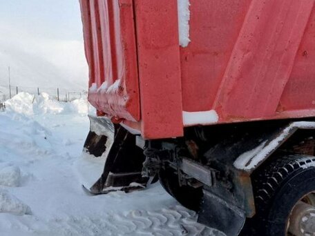 2007 Volvo FM, красный, 2700000 рублей, вид 3
