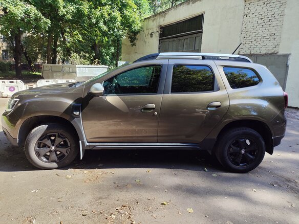 2022 Renault Duster II, коричневый - вид 3