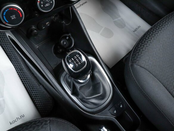 2016 Kia Rio III Рестайлинг, чёрный, 979000 рублей - вид 14