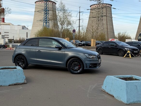2011 Audi A1 I (8X), серый, 940000 рублей - вид 1