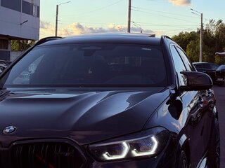 2021 BMW X6 M Competition III (F96), чёрный, 13500000 рублей, вид 3
